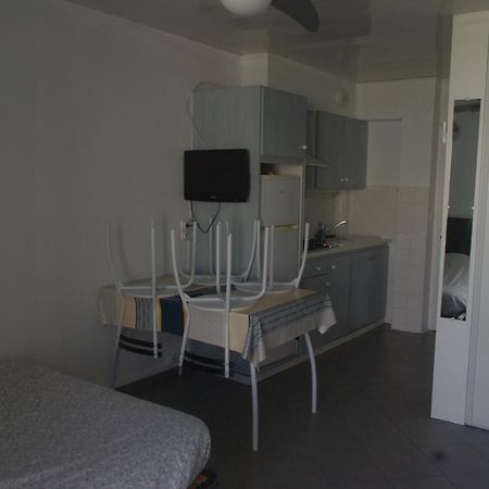 Aparthotel Les Stoechades Hyères Exterior foto