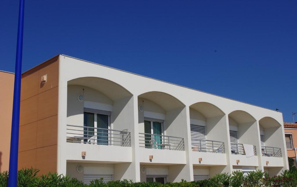 Aparthotel Les Stoechades Hyères Habitación foto