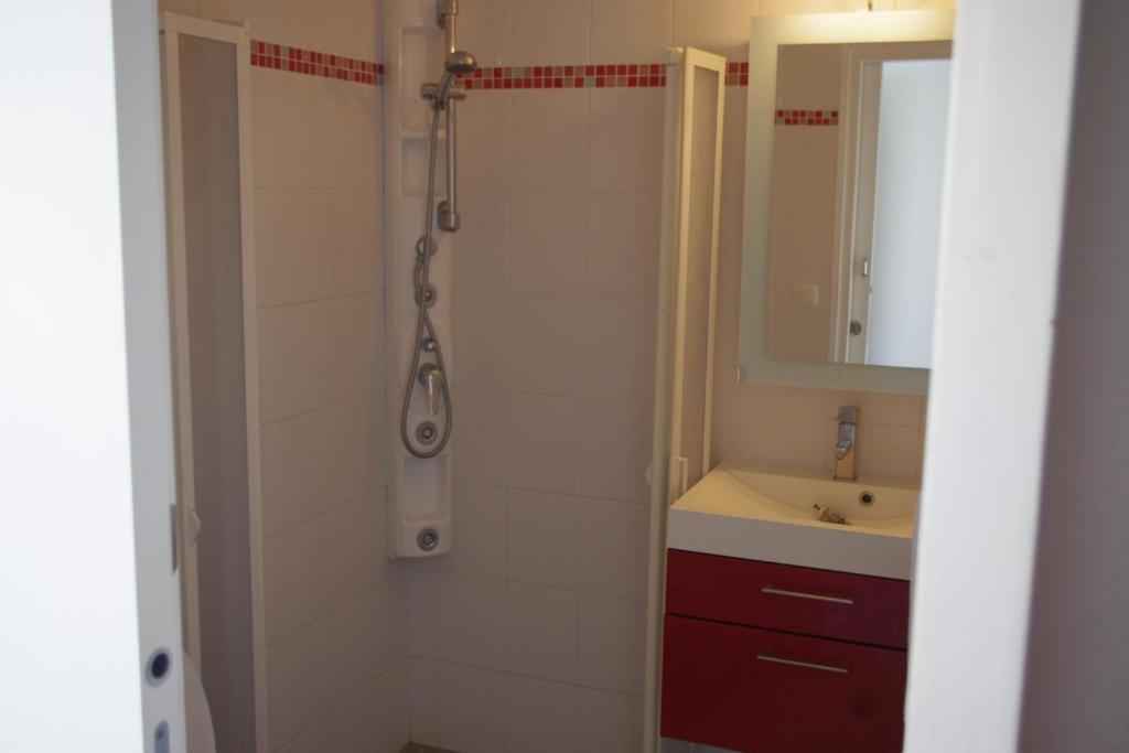 Aparthotel Les Stoechades Hyères Habitación foto