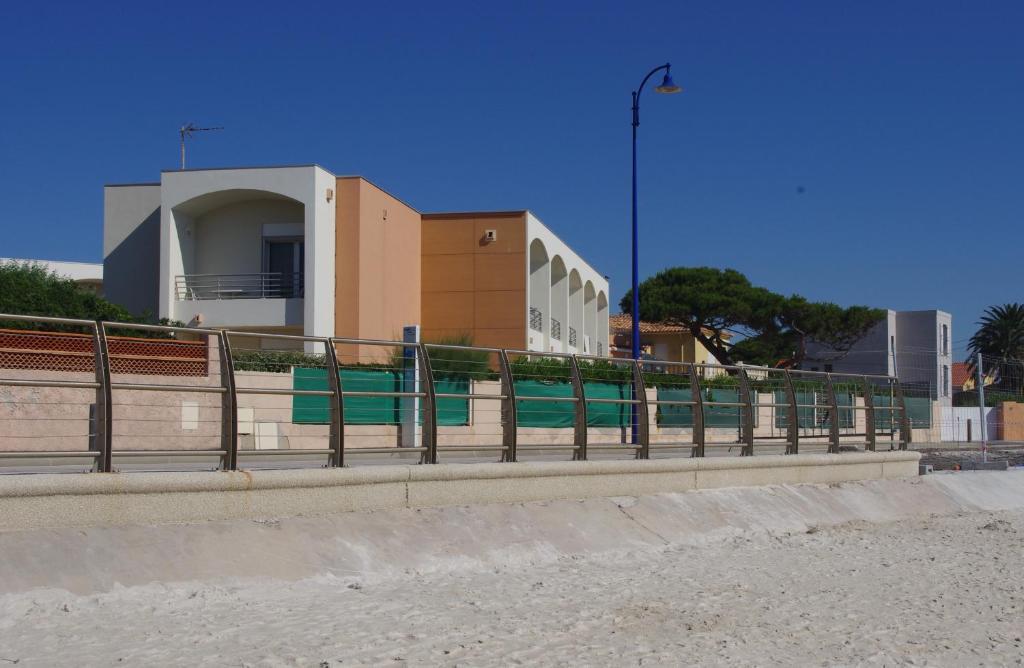 Aparthotel Les Stoechades Hyères Exterior foto