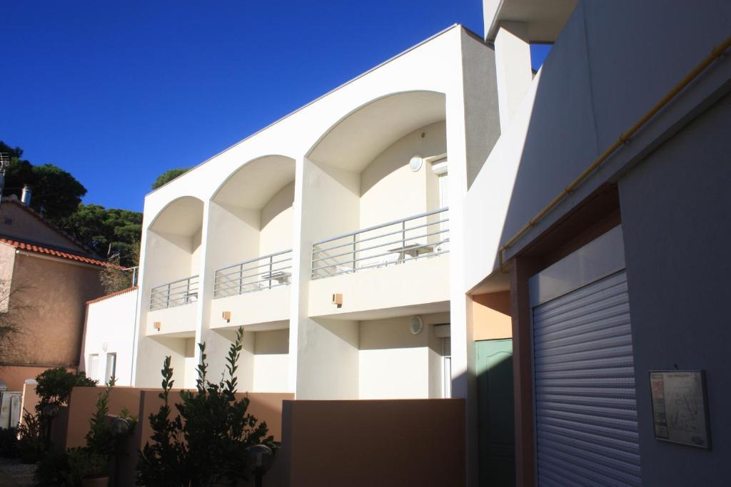 Aparthotel Les Stoechades Hyères Habitación foto