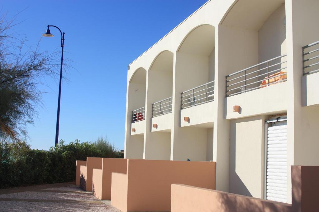 Aparthotel Les Stoechades Hyères Exterior foto